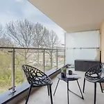 아파트 Deluxe With Parking Kacik 10 By Renters *