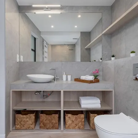 Appartement Deluxe With Parking Kacik 10 By Renters Cracovie
